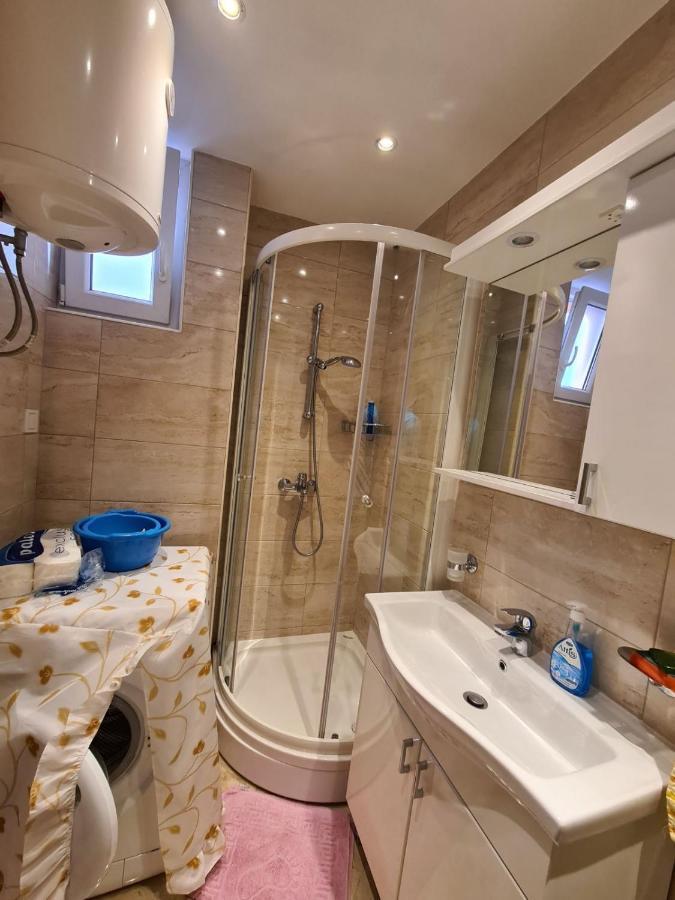 City Centar Apartment ติวัต ภายนอก รูปภาพ